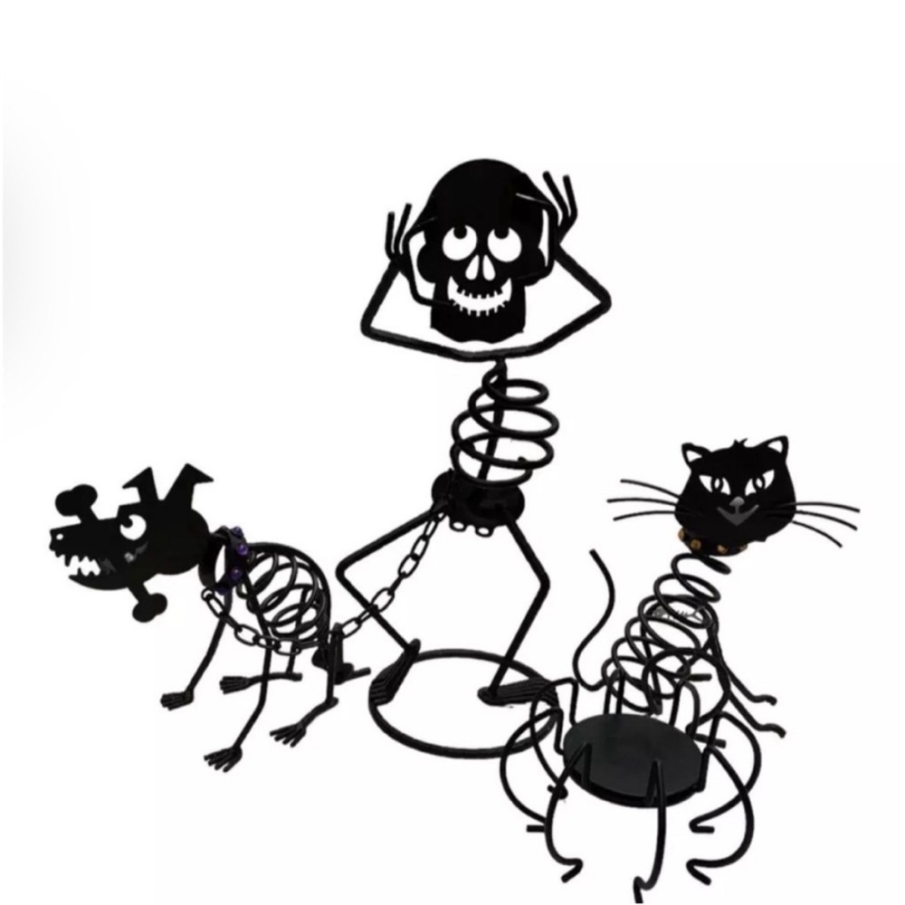 Mr Bones Statue and friends Cat and dog Partylite
Halloween Votive holder lot